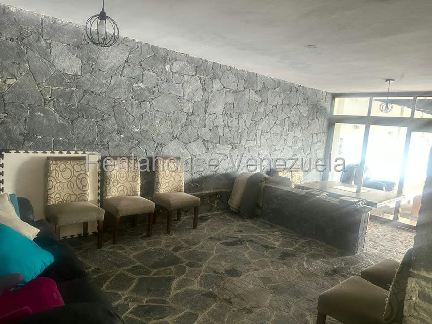 Casa (Multipes Niveles) en Venta en Los Anaucos, Miranda - 3