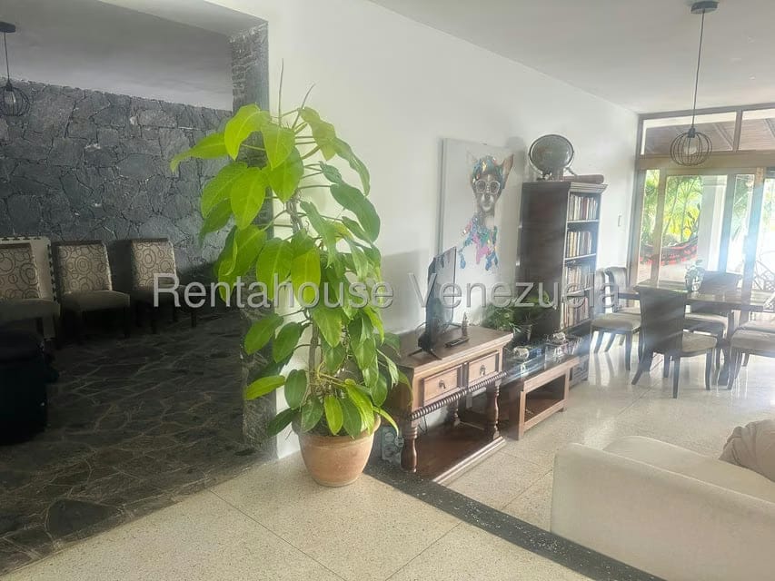 Casa (Multipes Niveles) en Venta en Los Anaucos, Miranda - 4