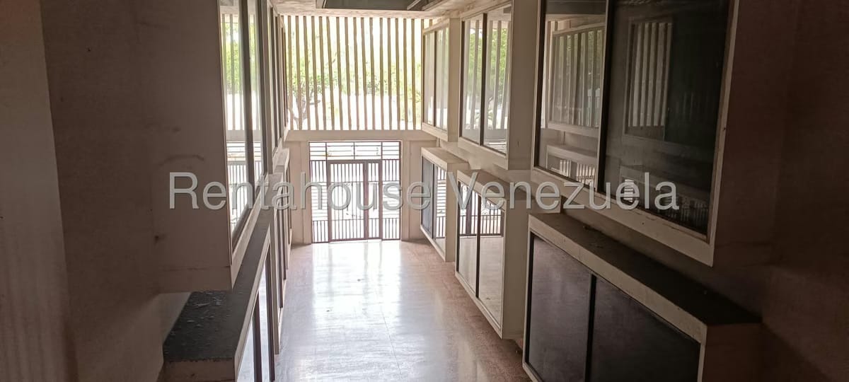 Comercial (Oficina) en Venta en Avenida Bella Vista, Zulia