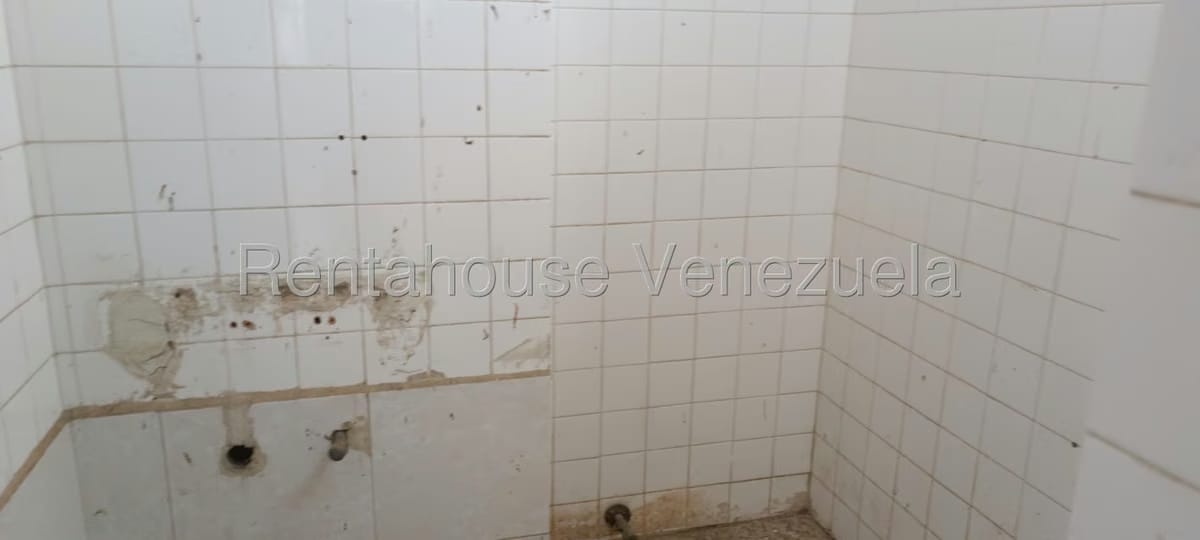 Comercial (Oficina) en Venta en Avenida Bella Vista, Zulia - 10