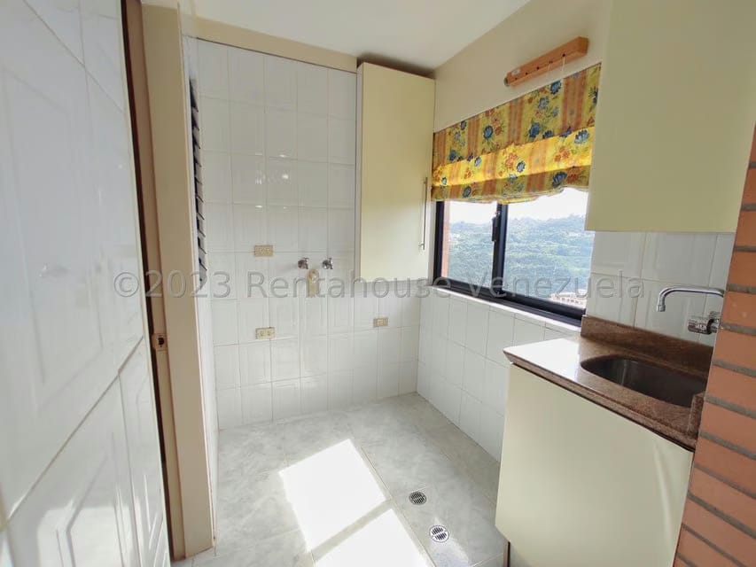 Apartamento (1 Nivel) en Venta en Miranda, Distrito Metropolitano - 32