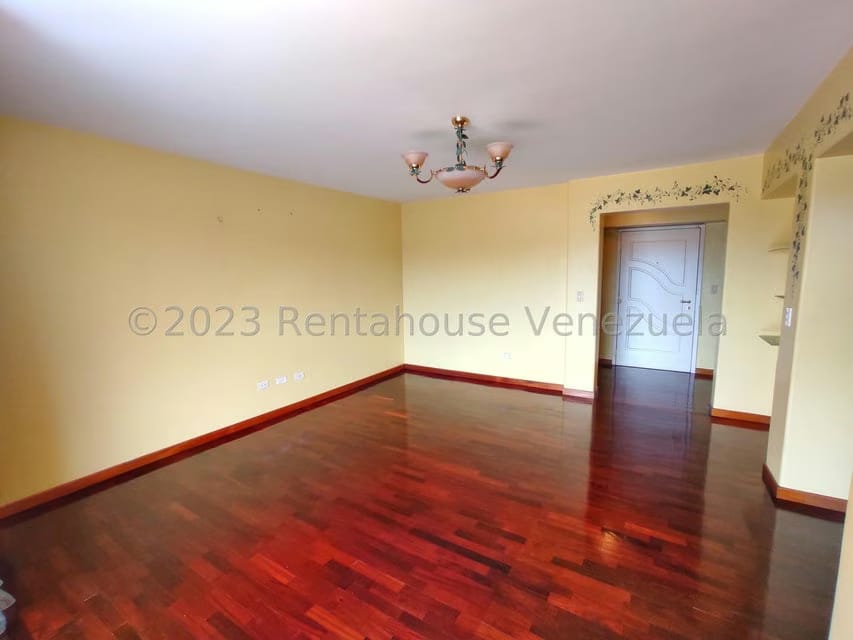 Apartamento (1 Nivel) en Venta en Miranda, Distrito Metropolitano - 6