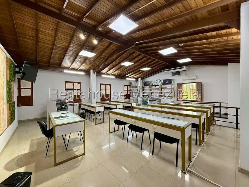 Comercial (Local Comercial) en Alquiler en Centro, Lara - 17