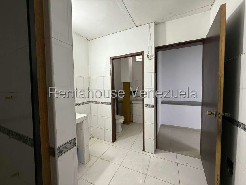 Comercial (Local Comercial) en Alquiler en Centro, Lara - 22