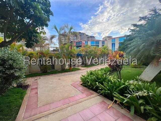 Apartamento (1 Nivel) en Venta en Complejo Turistico EL Morro, Anzoategui - 3