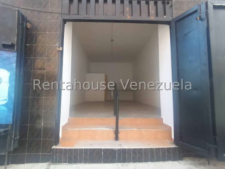 Comercial (Local Comercial) en Alquiler en Centro, Lara - 2