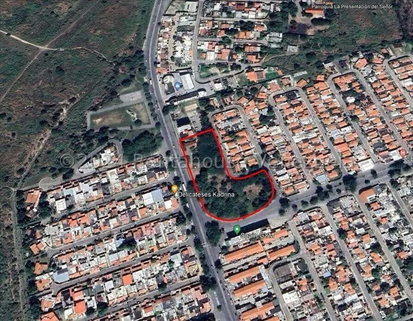 Terreno (Residencial) en Venta en Paraparal, Carabobo - 2