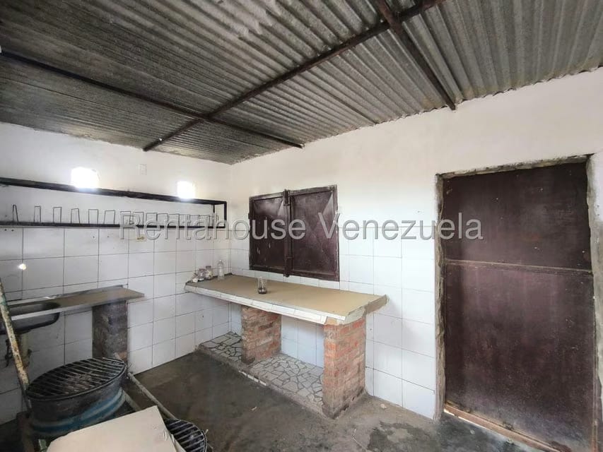 Comercial (Club Campestre) en Venta en Sector Independencia, Falcon - 15