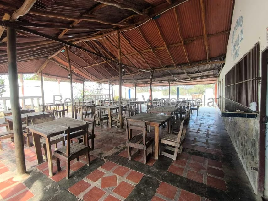 Comercial (Club Campestre) en Venta en Sector Independencia, Falcon - 7