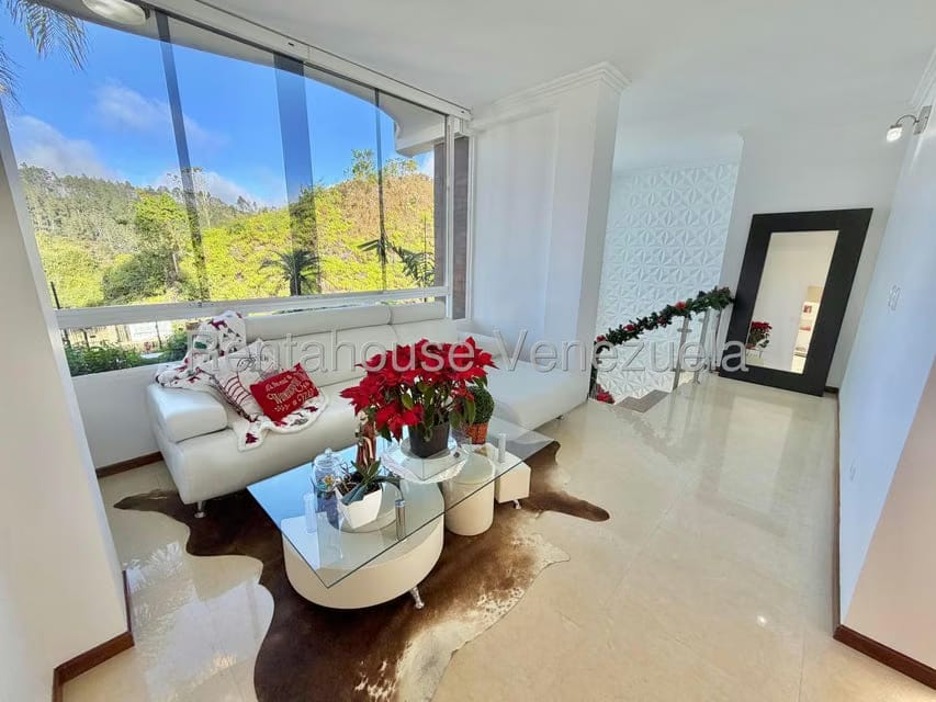 Casa (Multipes Niveles) en Venta en Parque el Retiro, Miranda - 11