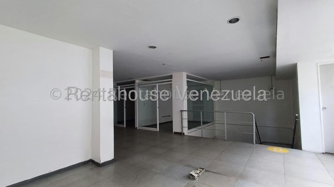 Comercial (Local Comercial) en Alquiler en Parroquia La Candelaria, Distrito Metropolitano - 17