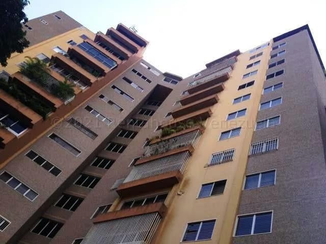 APARTAMENTO EN VENTA SELENE MARIN MLS#23-2515