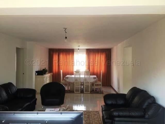 APARTAMENTO EN VENTA SELENE MARIN MLS#23-2515 - 3