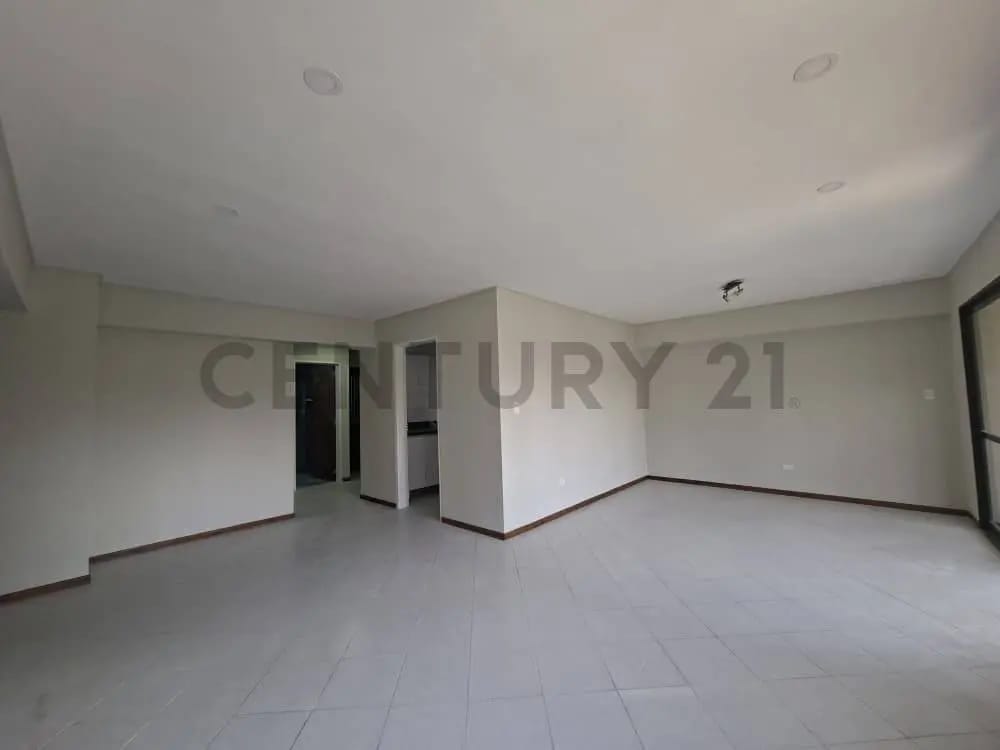 Apto en venta, 134 m² con diseño funcional en Terrazas del Ávila - 4