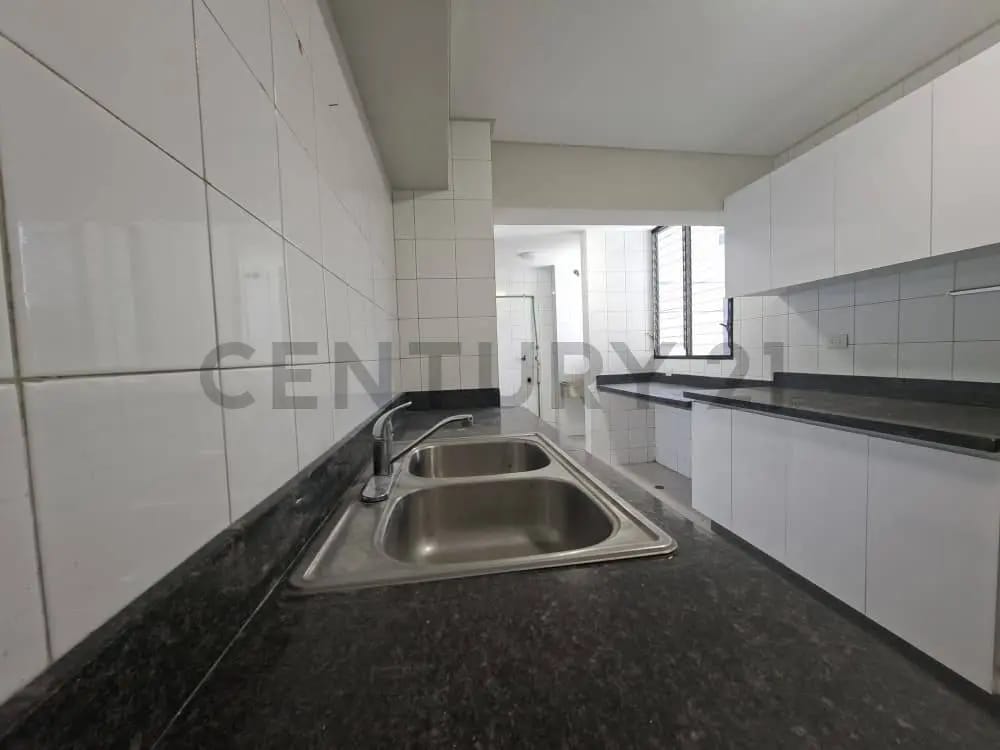 Apto en venta, 134 m² con diseño funcional en Terrazas del Ávila - 6
