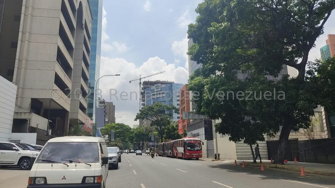 Comercial (Local Comercial) en Venta en El Rosal, Distrito Metropolitano - 15