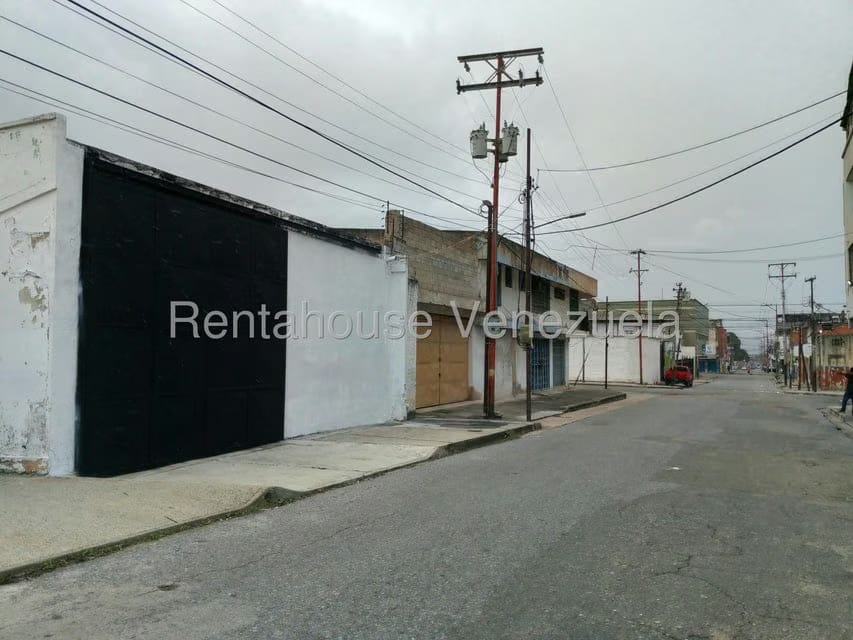 Comercial (Galpon - Deposito) en Alquiler en La Candelaria, Carabobo - 2
