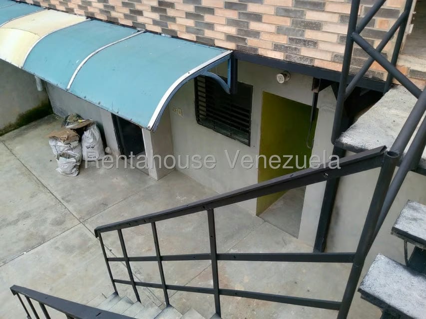 Comercial (Galpon - Deposito) en Alquiler en La Candelaria, Carabobo - 25