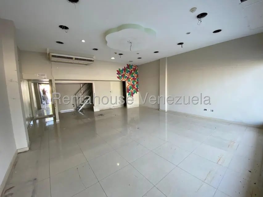 Comercial (Local Comercial) en Alquiler en Centro, Portuguesa - 2