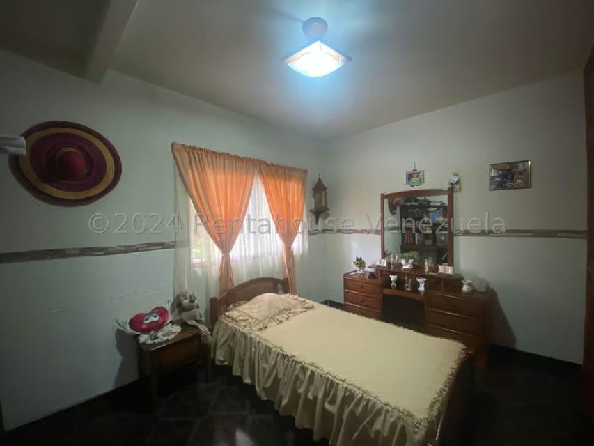 Casa (Contemporaneo) en Venta en Colinas de Carrizal, Miranda - 10