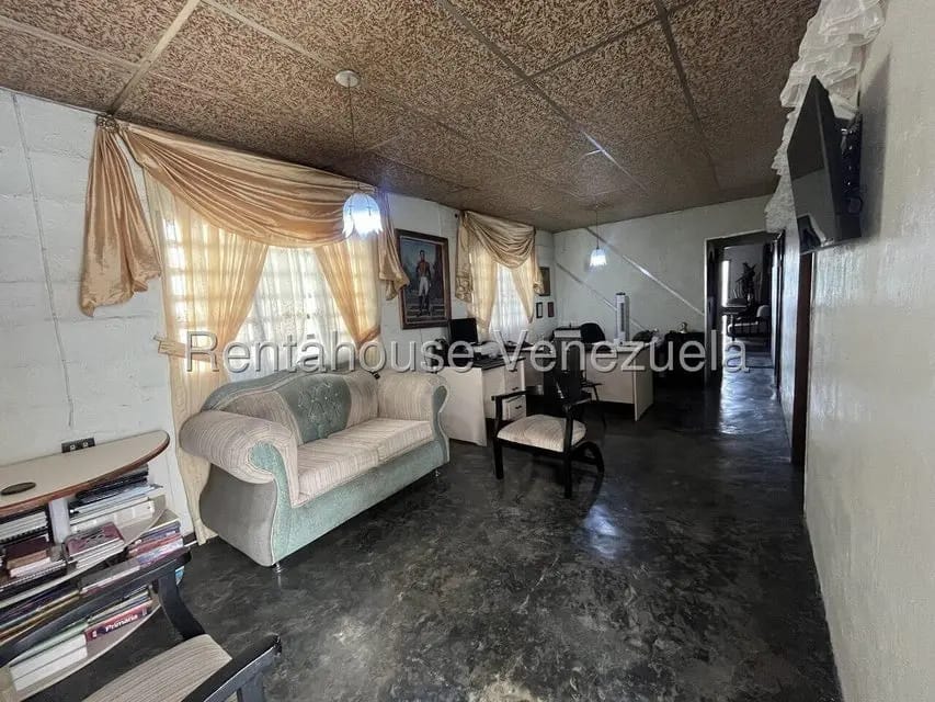 Comercial (Local Comercial) en Venta en Zona Centro, Aragua - 2