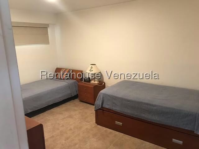 Apartamento (1 Nivel) en Venta en Carenero, Miranda - 5