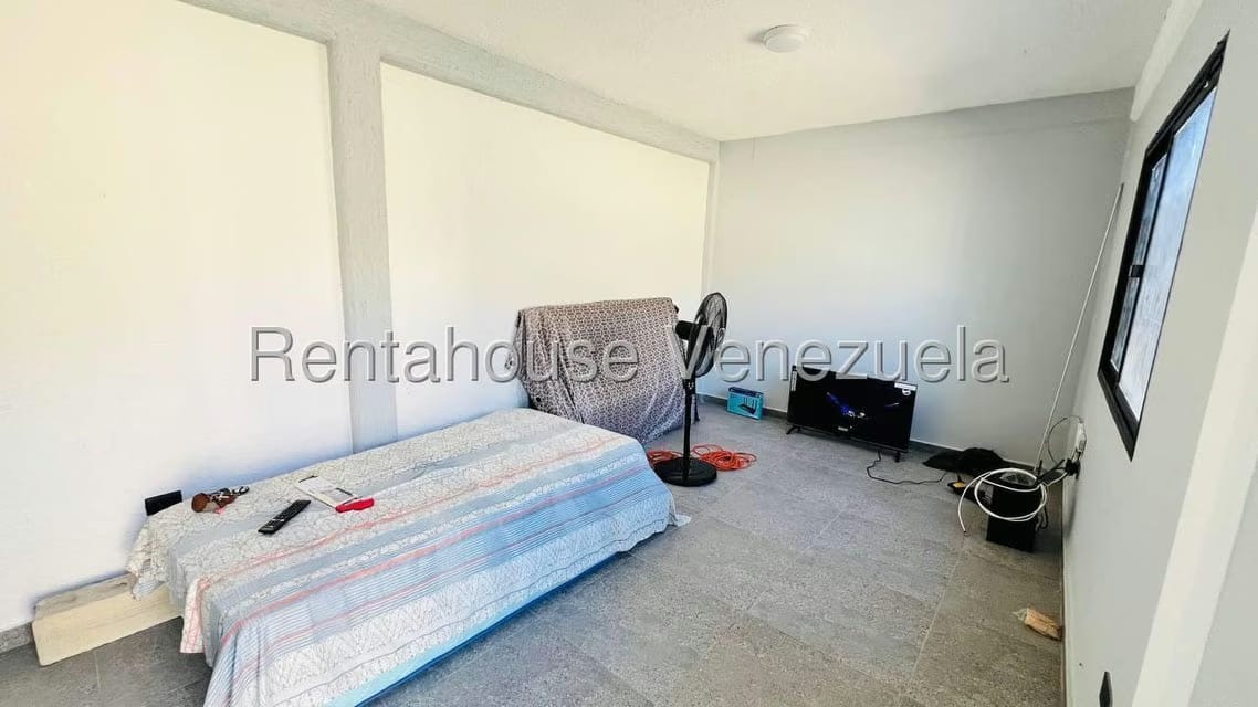 Terreno (Residencial) en Venta en Parque Residencial La Floresta, Aragua - 4