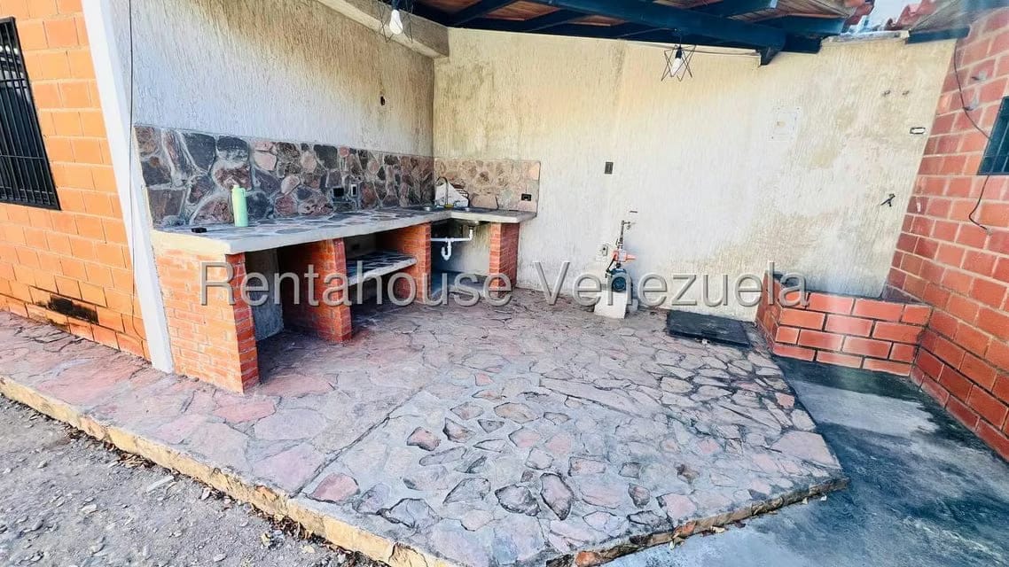 Terreno (Residencial) en Venta en Parque Residencial La Floresta, Aragua - 9