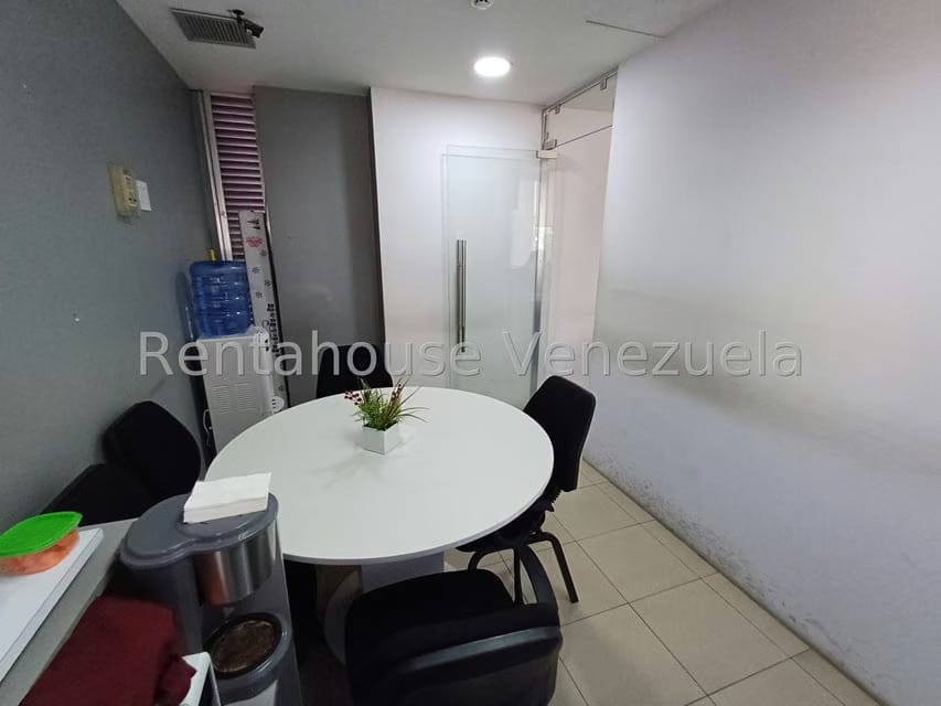 Comercial (Oficina) en Venta en Bello Monte, Distrito Metropolitano - 24