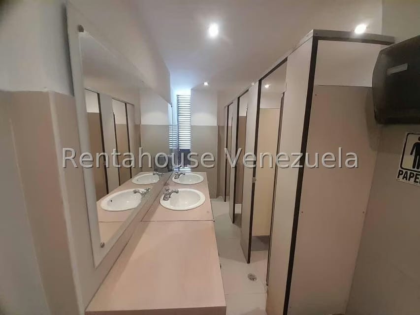 Comercial (Oficina) en Venta en Bello Monte, Distrito Metropolitano - 90
