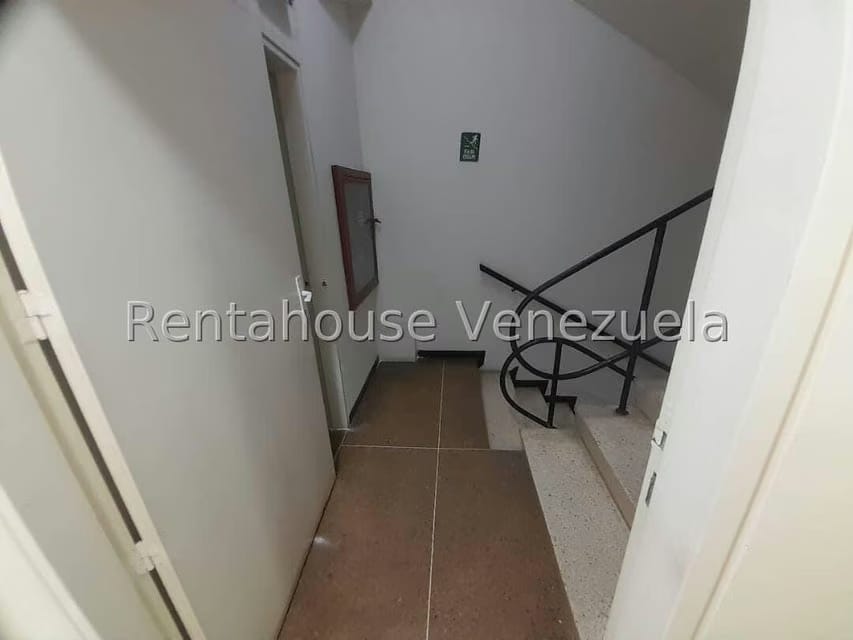 Comercial (Oficina) en Venta en Bello Monte, Distrito Metropolitano - 94