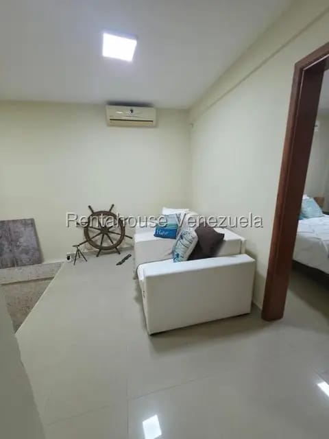 Townhouse (1 Nivel) en Venta en Flamingo, Falcon - 25