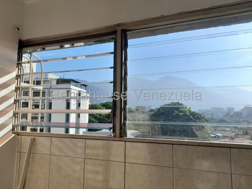 Apartamento (1 Nivel) en Alquiler en Valle Abajo, Distrito Metropolitano - 15