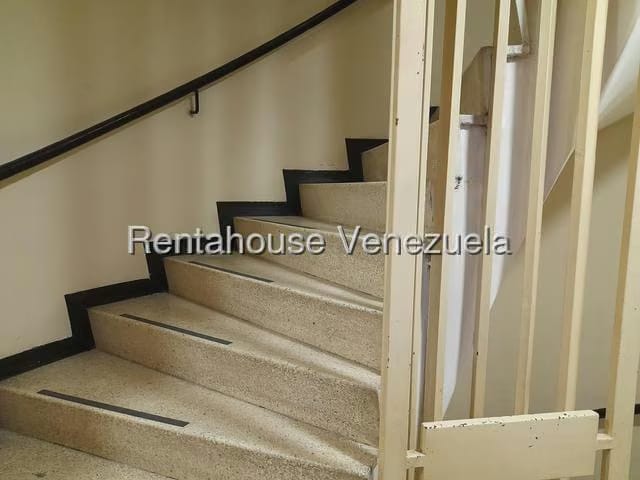 Apartamento (1 Nivel) en Alquiler en Valle Abajo, Distrito Metropolitano - 7
