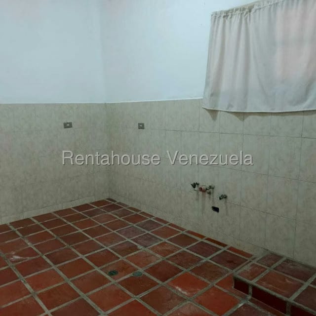 Casa (Duplex) en Venta en El Paraiso, Distrito Metropolitano - 14