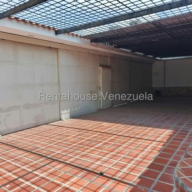 Casa (Duplex) en Venta en El Paraiso, Distrito Metropolitano - 3