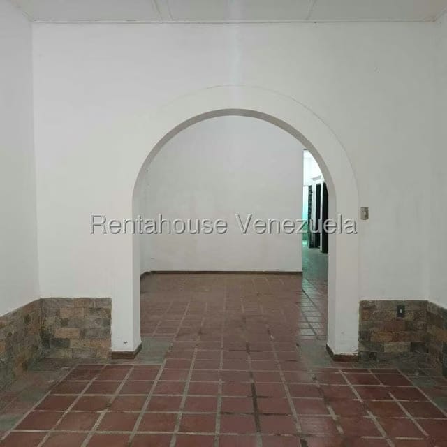 Casa (Duplex) en Venta en El Paraiso, Distrito Metropolitano - 23