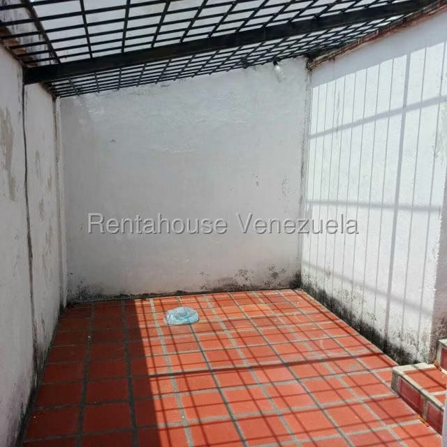 Casa (Duplex) en Venta en El Paraiso, Distrito Metropolitano - 31