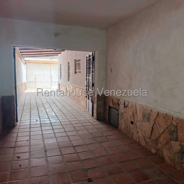 Casa (Duplex) en Venta en El Paraiso, Distrito Metropolitano - 5