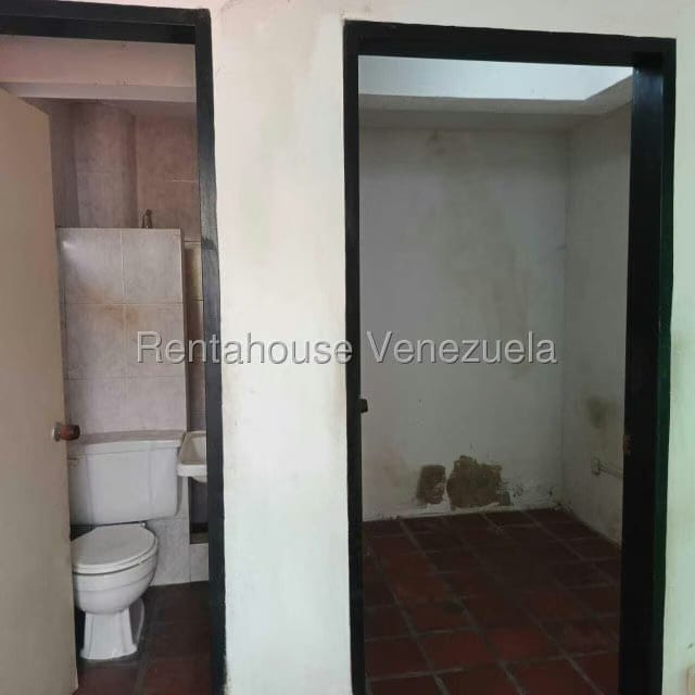 Casa (Duplex) en Venta en El Paraiso, Distrito Metropolitano - 47