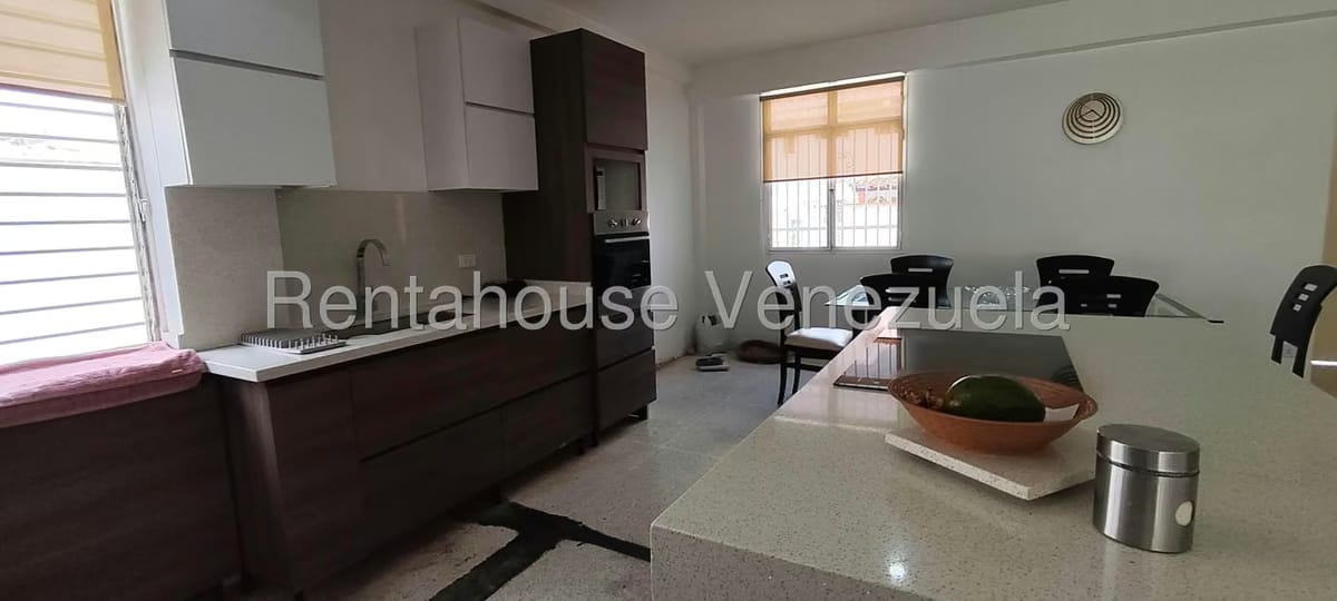 Casa (Duplex) en Venta en Alto Prado, Distrito Metropolitano - 13