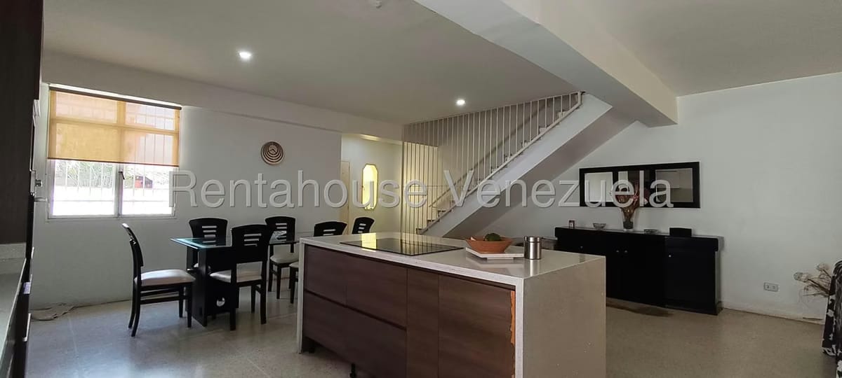 Casa (Duplex) en Venta en Alto Prado, Distrito Metropolitano - 8