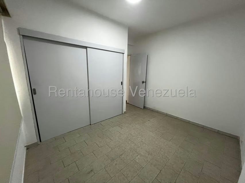 Apartamento (1 Nivel) en Alquiler en Altamira, Distrito Metropolitano - 15