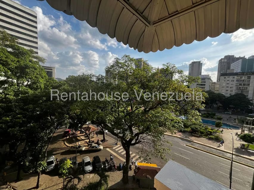 Apartamento (1 Nivel) en Alquiler en Altamira, Distrito Metropolitano - 21
