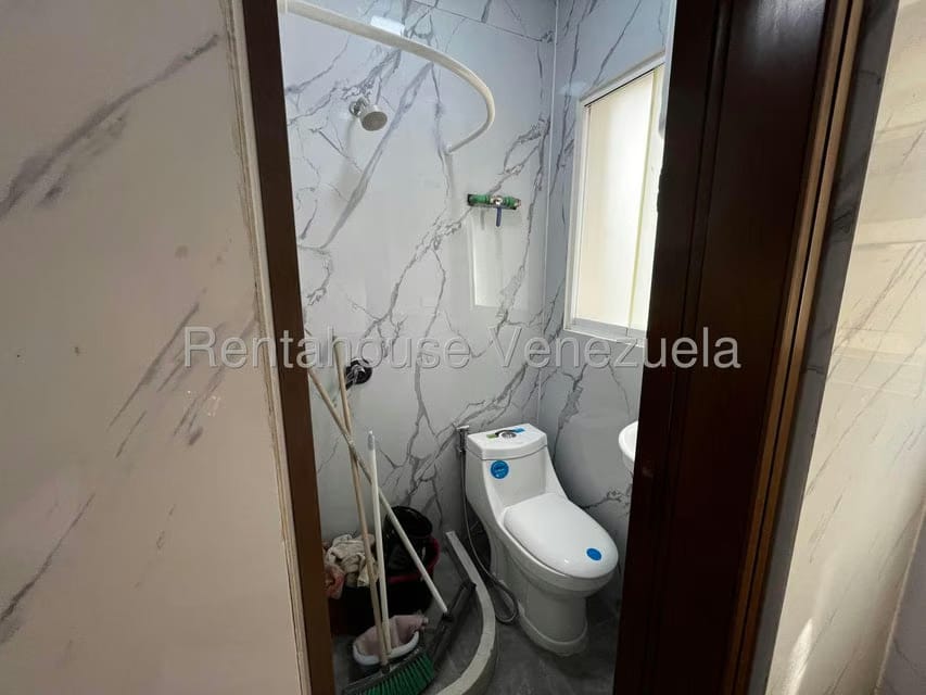 Apartamento (1 Nivel) en Alquiler en Altamira, Distrito Metropolitano - 27