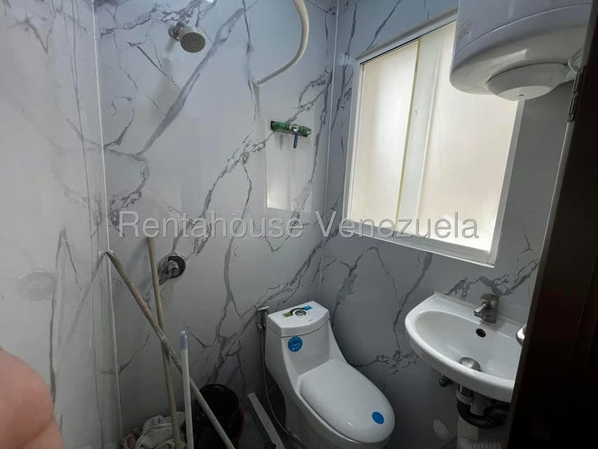 Apartamento (1 Nivel) en Alquiler en Altamira, Distrito Metropolitano - 28