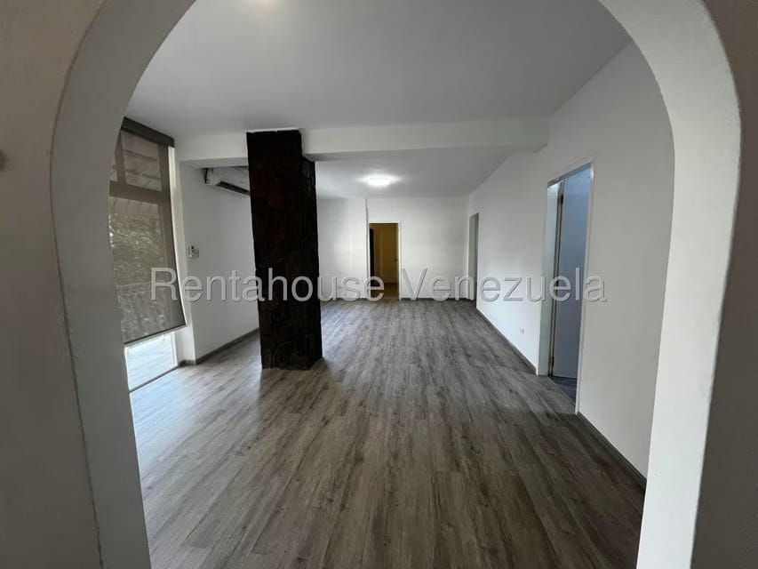Apartamento (1 Nivel) en Alquiler en Altamira, Distrito Metropolitano - 4