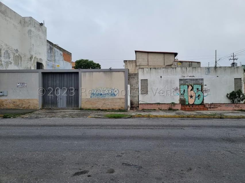 Terreno (Comercial) en Alquiler en Centro, Lara