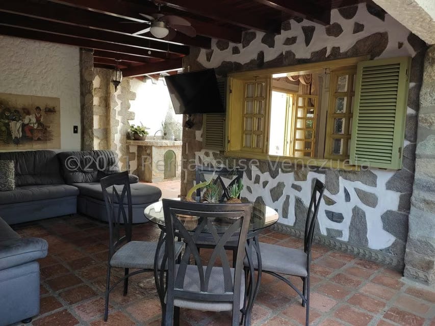 Casa (Multipes Niveles) en Venta en Vista Alegre, Distrito Metropolitano - 18