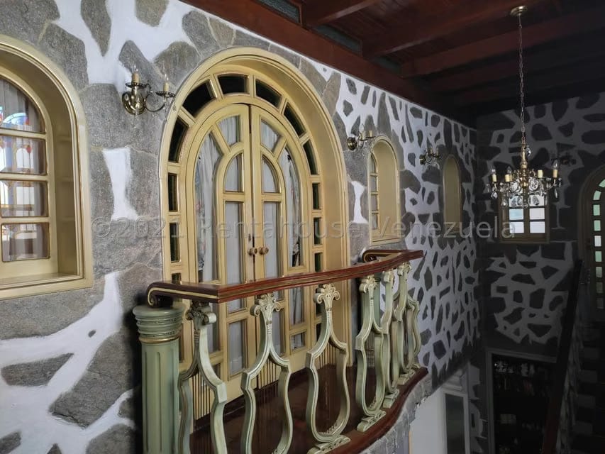 Casa (Multipes Niveles) en Venta en Vista Alegre, Distrito Metropolitano - 47